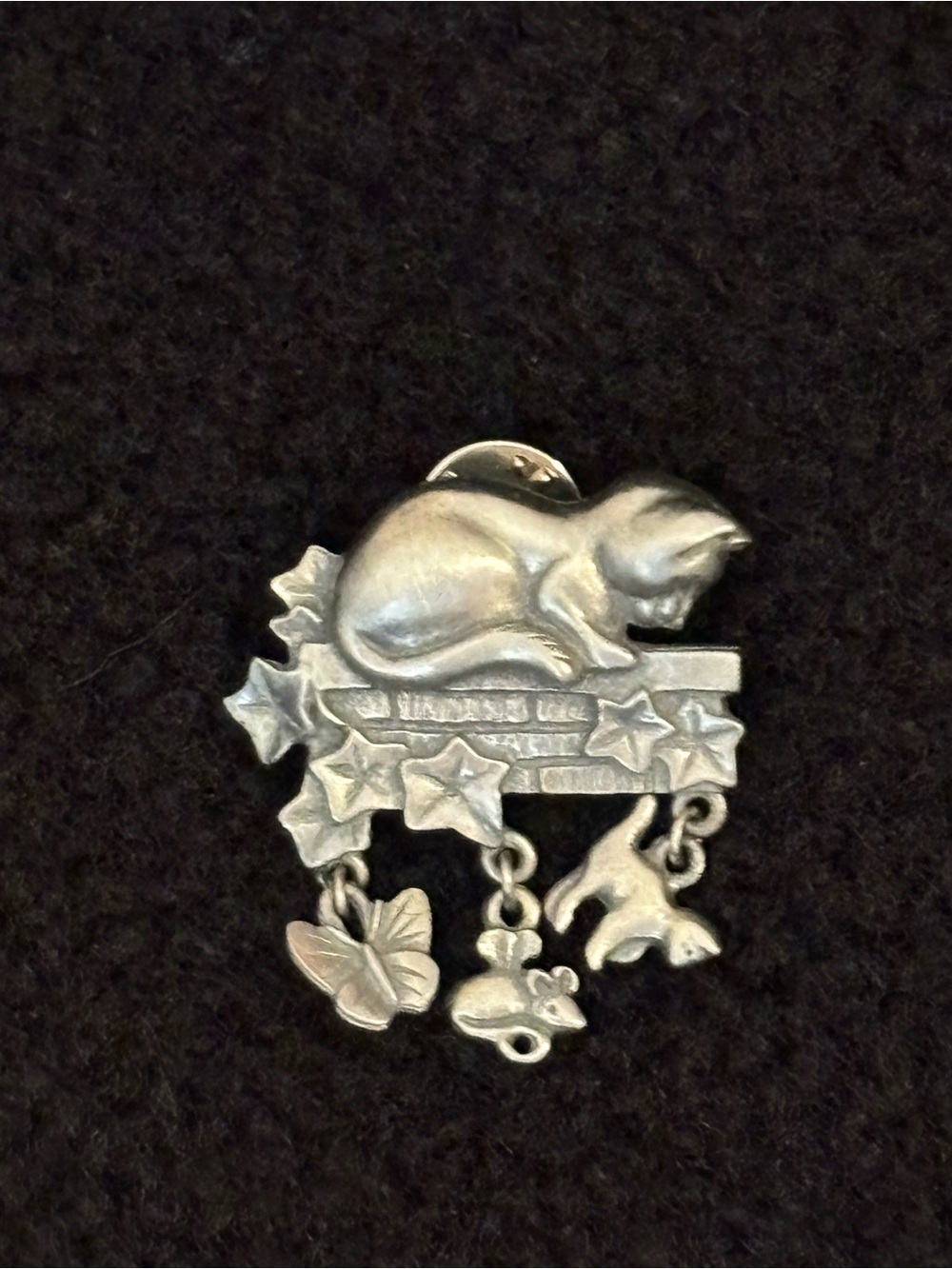 Vintage Signed LCD Pewter Cat Brooch Pin Dangling Charms